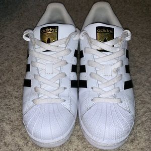 Adidas Superstar Sneakers